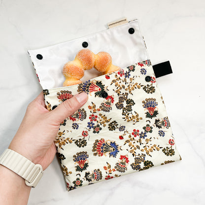 Batik Ivory Snack Baggie